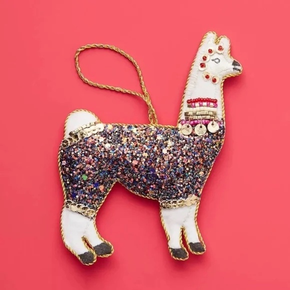 NWT Anthropologie Triangle of Bears Glitter Llama Christmas Ornament - Picture 1 of 5